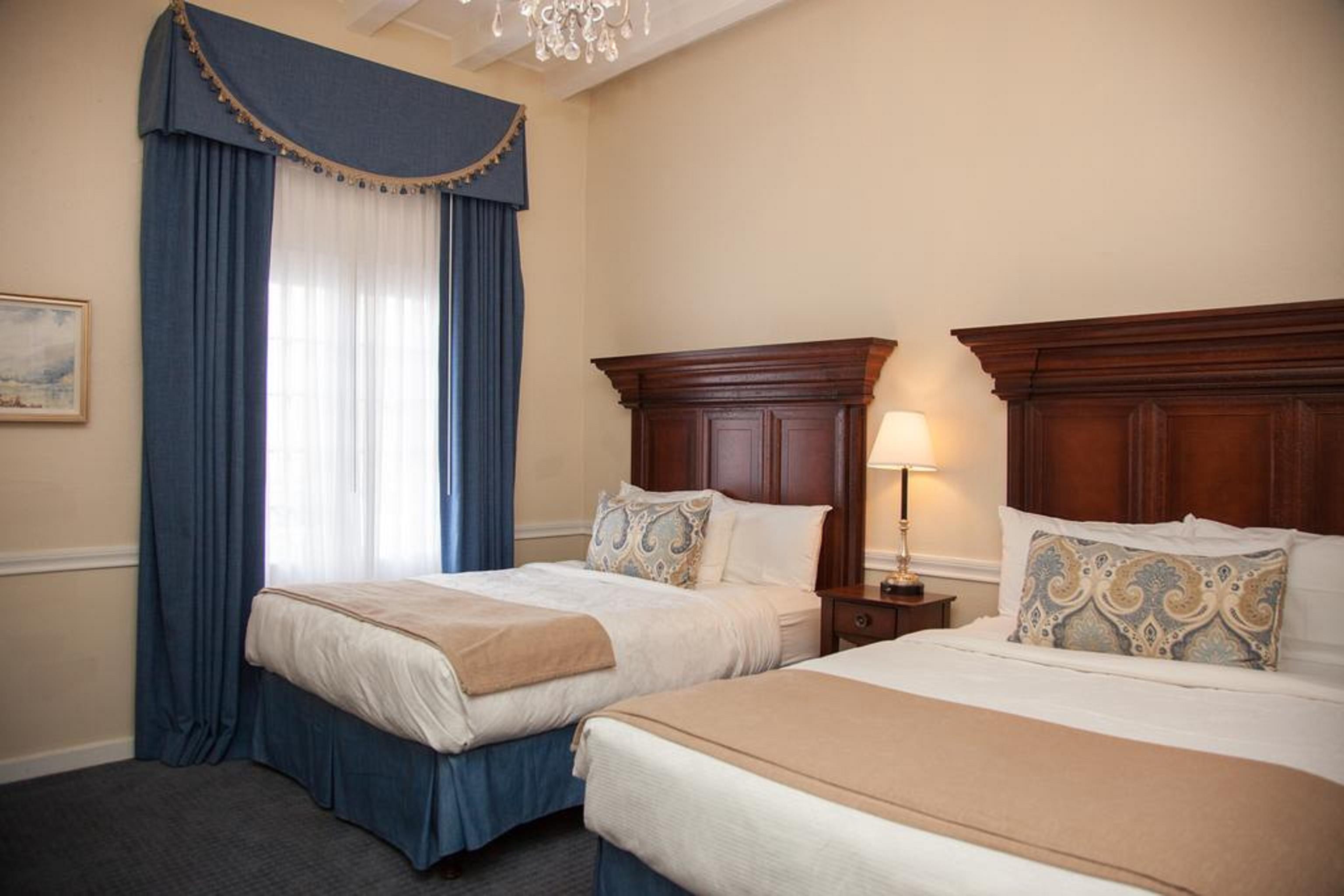 Hotel St. Pierre French Quarter Новый Орлеан Экстерьер фото