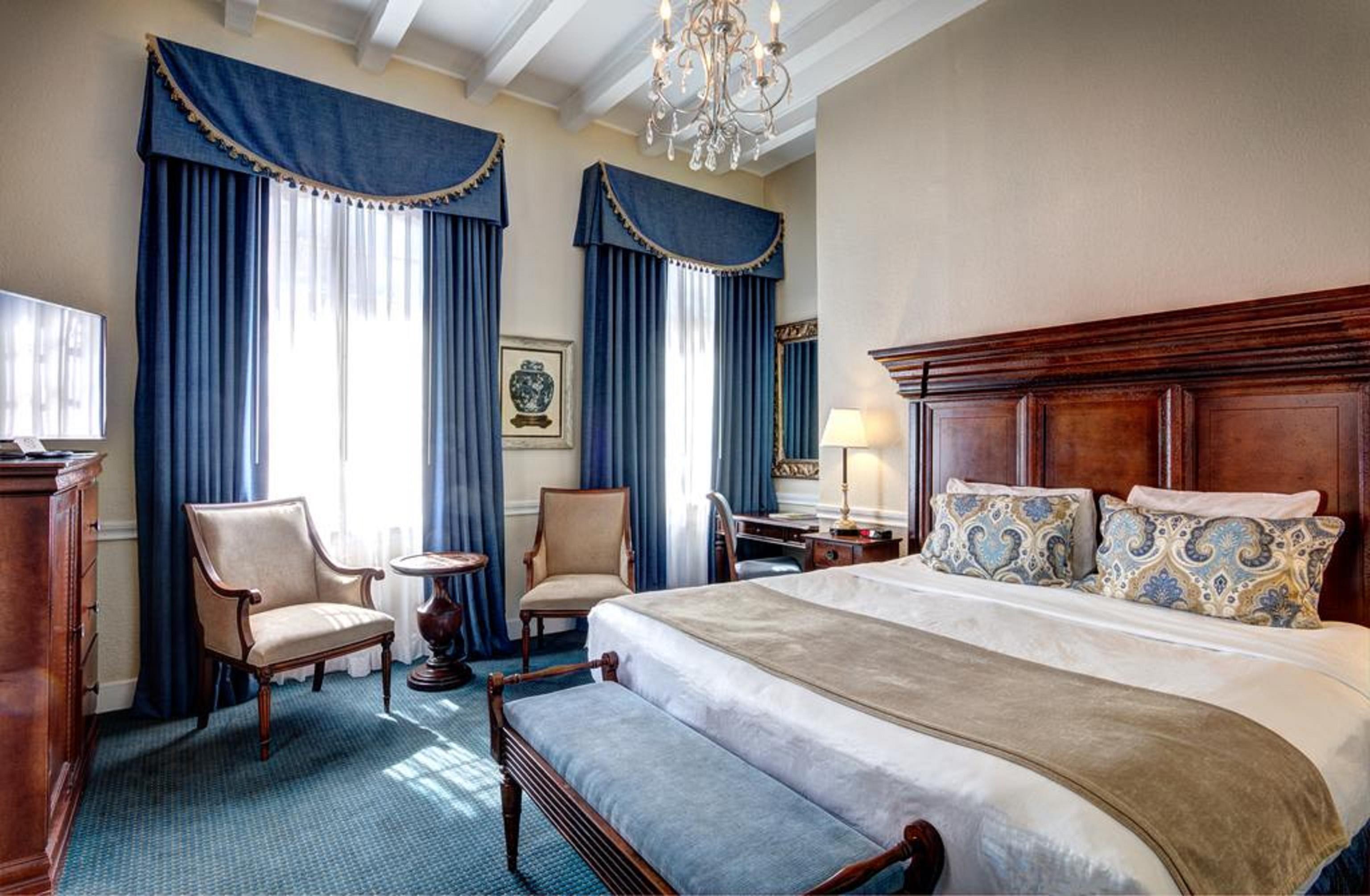 Hotel St. Pierre French Quarter Новый Орлеан Экстерьер фото