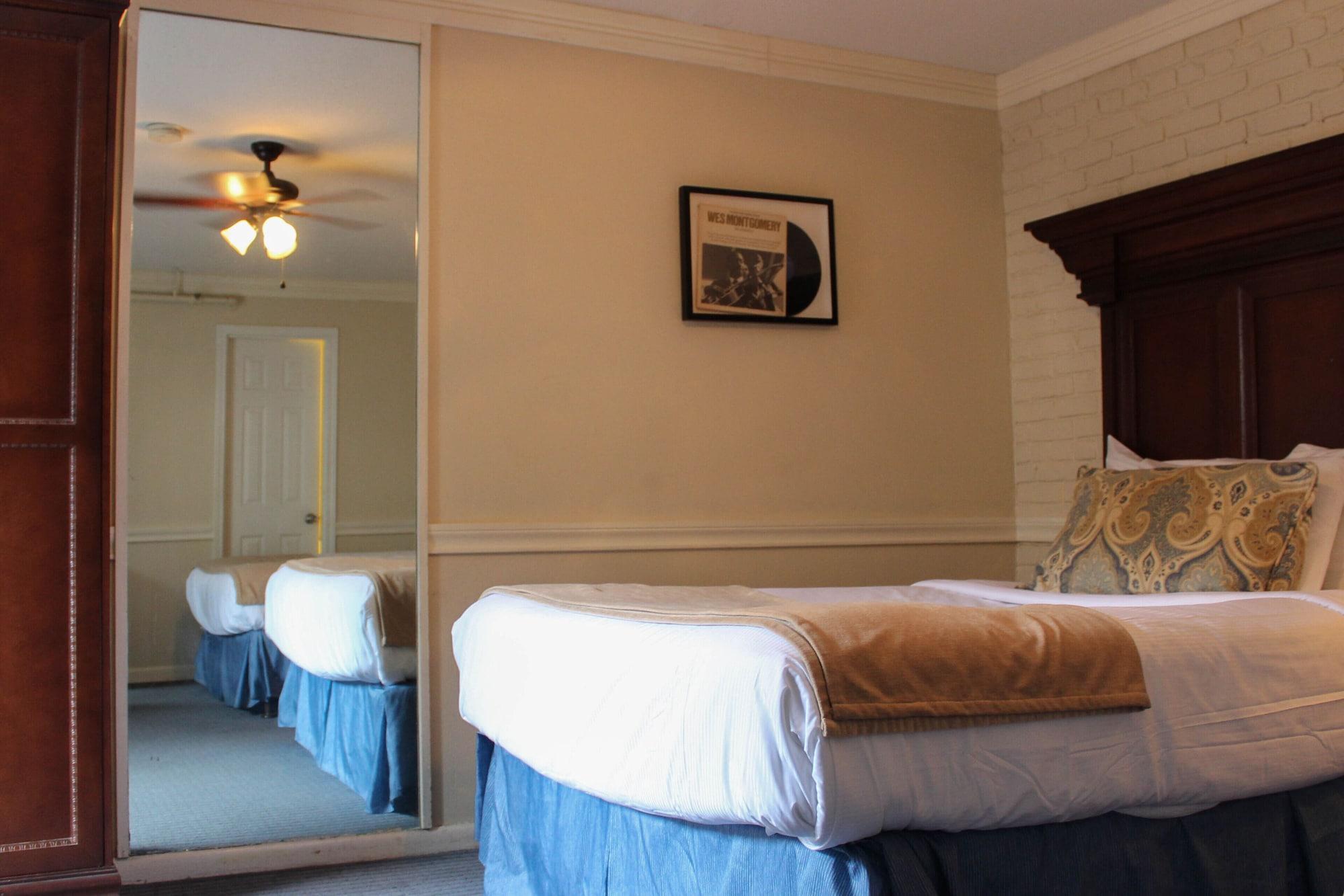 Hotel St. Pierre French Quarter Новый Орлеан Экстерьер фото