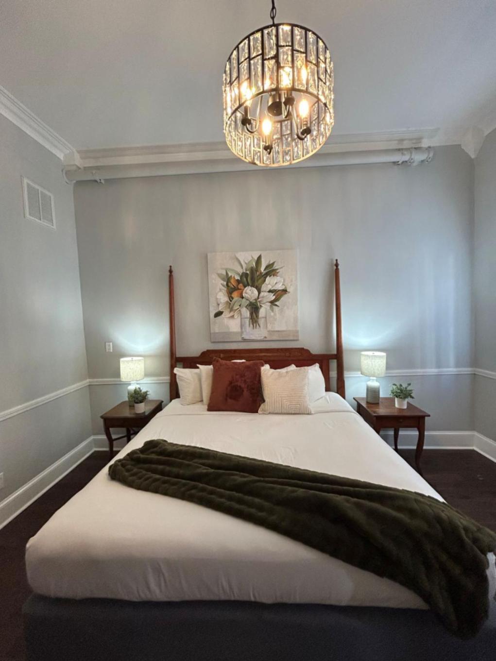 Hotel St. Pierre French Quarter Новый Орлеан Экстерьер фото